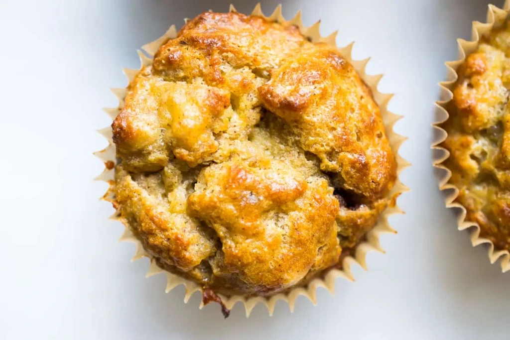 What are the ingredients in banana nut muffin mix?